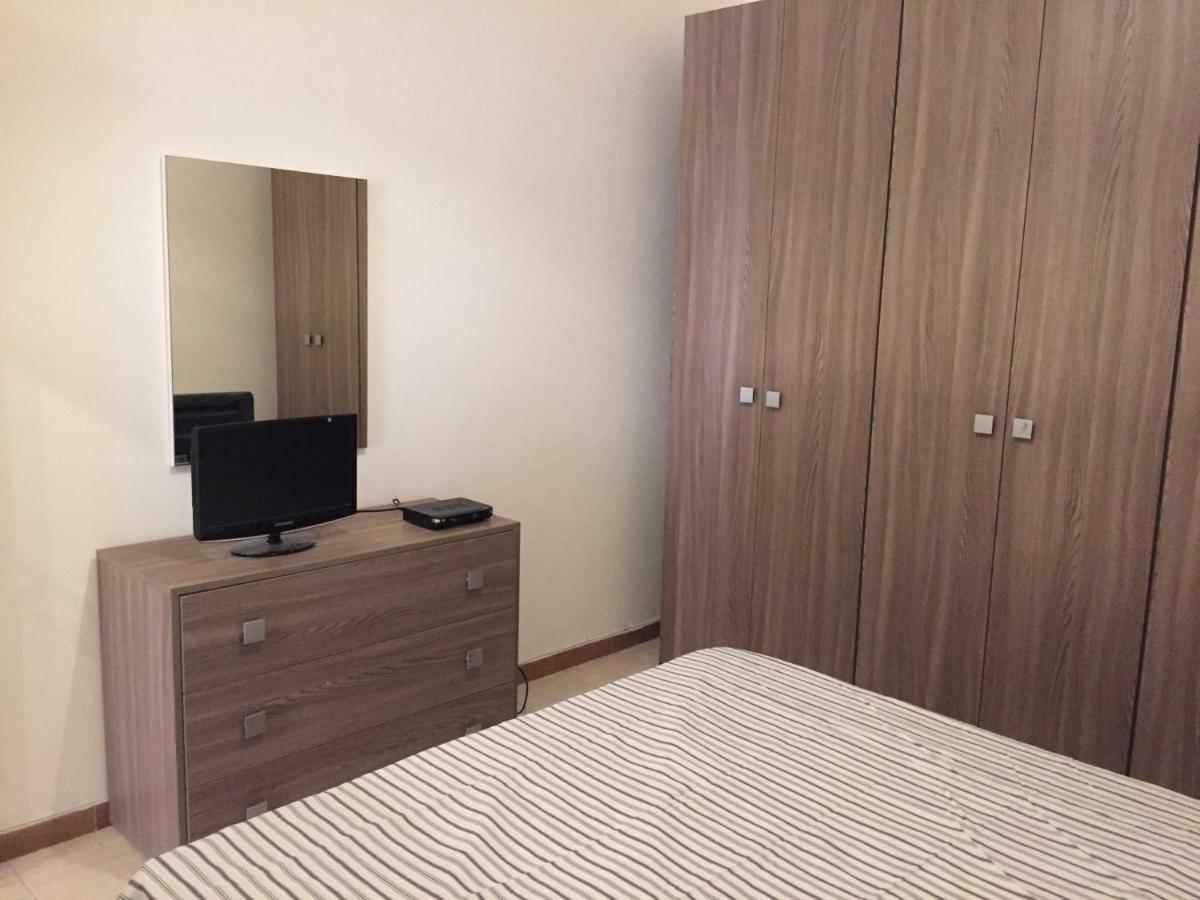 Onax Rooms Κάλιαρι Εξωτερικό φωτογραφία